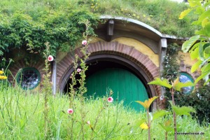 hier hinter der grünen Tür wohnt Bilbo Beutlin