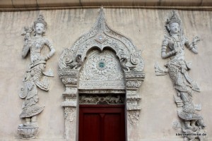 Figuren im Wat Phra Singh