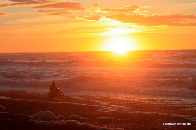 Sonnenuntergang in Neuseeland am Meer